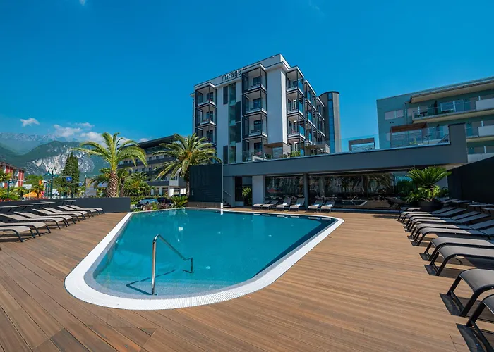 Lake Front Hotel Mirage Riva del Garda